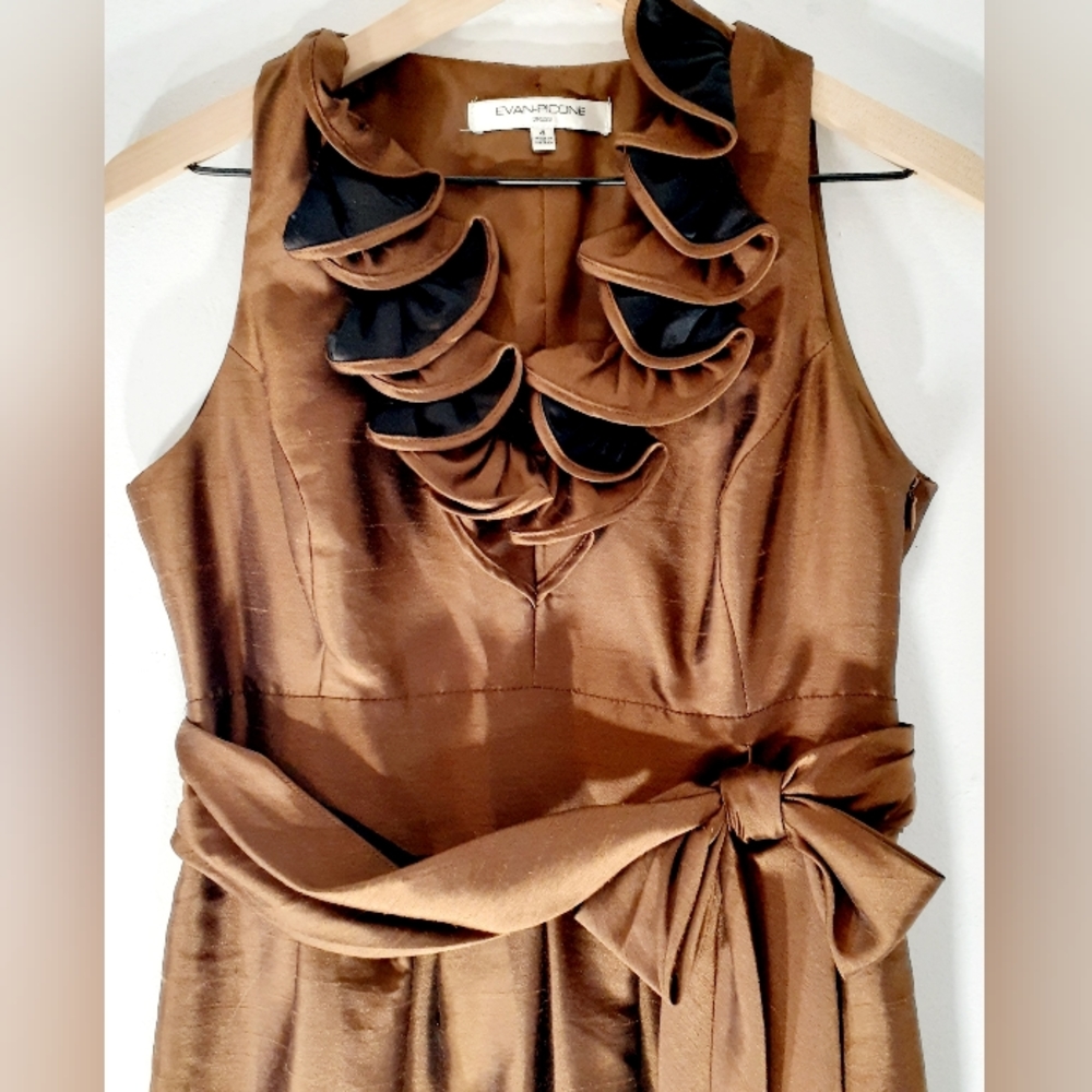 Evan Picone Brown Sleeveless Ruffle V-Neck Dress